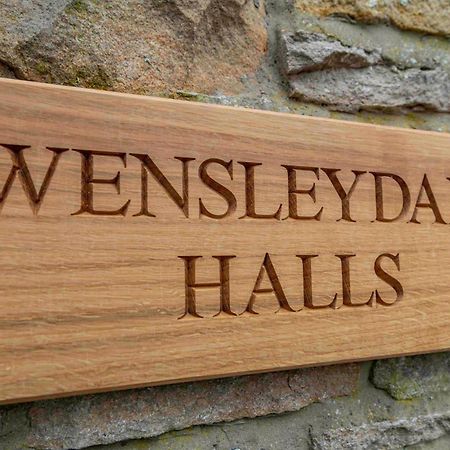 Wensleydale Halls Лейберн Екстер'єр фото